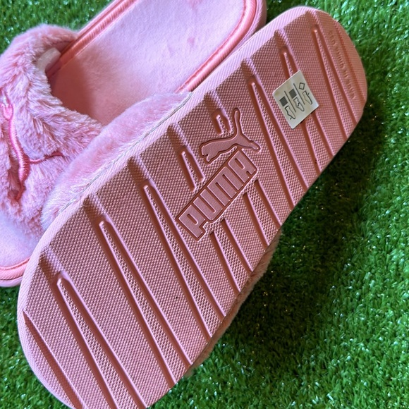 Puma Comfy Slides - Faux Fur - Picture 2 of 4